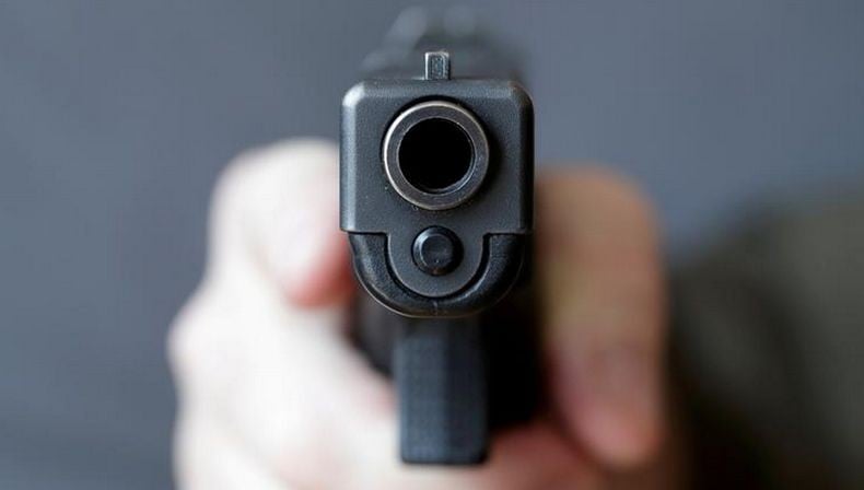 Pistol Sungguhan Dikira Mainan, Bocah 3 Tahun Tembak Ibunya hingga Tewas