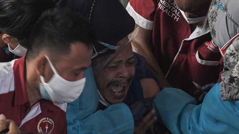 Potret Orang dengan Gangguan Jiwa Menunggu Vaksinasi Covid-19 - Bagian 4
