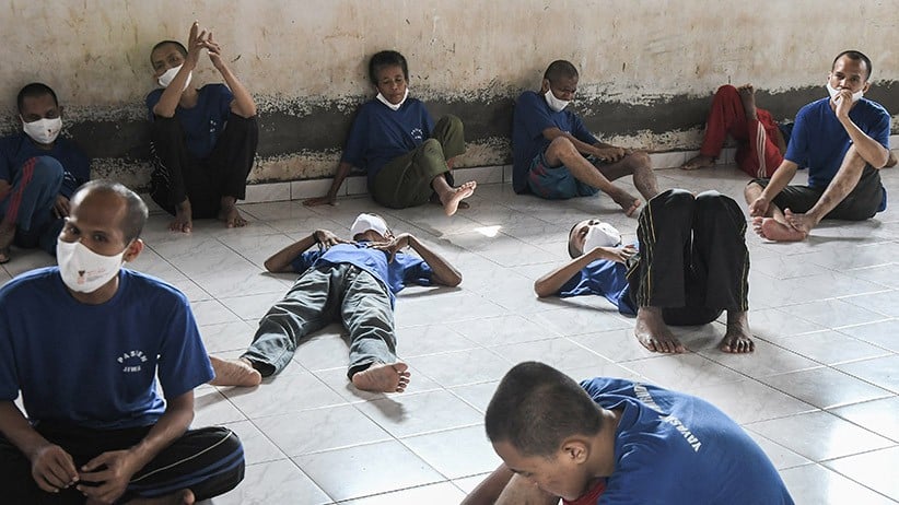 Potret Orang dengan Gangguan Jiwa Menunggu Vaksinasi Covid-19 - Bagian 3
