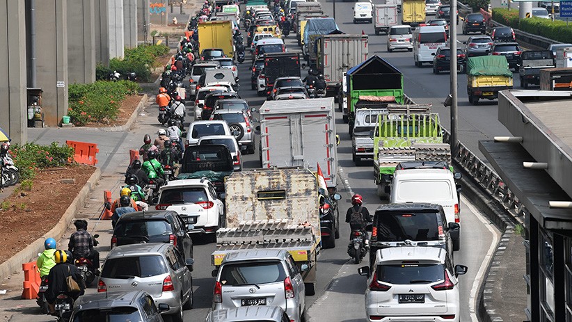 PPKM Level 4 Minggu Kedua, Mobilitas Warga Jakarta Naik 26 Persen - Bagian 2