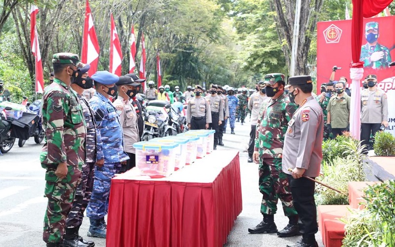 Panglima TNI Terjun Langsung Cek Kemampuan Petugas Tracer Aplikasi Silacak