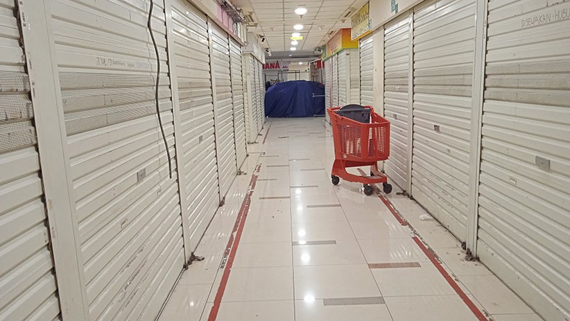 Sepi Pembeli, Kios-Kios di Blok M Dijual Pedagang - Bagian 3