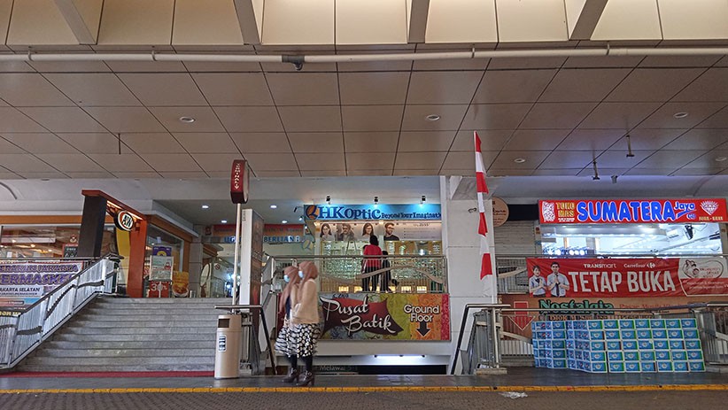 Sepi Pembeli, Kios-Kios di Blok M Dijual Pedagang - Bagian 4