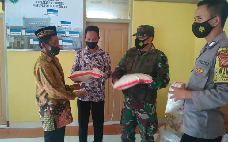 title Tim Saber Pungli Jabar Selidiki Dugaan Pemalsuan Kualitas Beras BPNT di KBB Tim Saber Pungli Jabar Selidiki Dugaan Pemalsuan Kualitas Beras BPNT di KBB