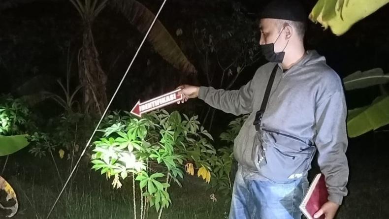 title Berangkat Cari Rumput, Kakek di Sragen Ditemukan Tewas Tersengat Listrik Berangkat Cari Rumput, Kakek di Sragen Ditemukan Tewas Tersengat Listrik