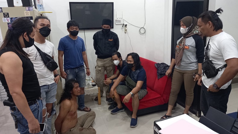 Lelaki Mabuk Bacok Polisi, Beringas saat Diberi Tembakan Peringatan