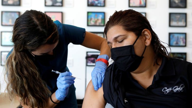  Hati-Hati, Penyintas Covid yang Tak Vaksin Berpotensi 2 Kali Lipat Terpapar Lagi