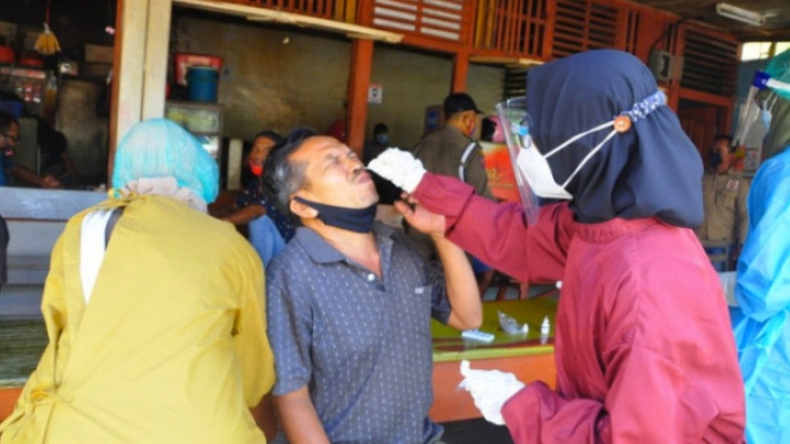 Polda Babel dan Korem 045 Garuda Jaya Gelar Tes Antigen Door To Door