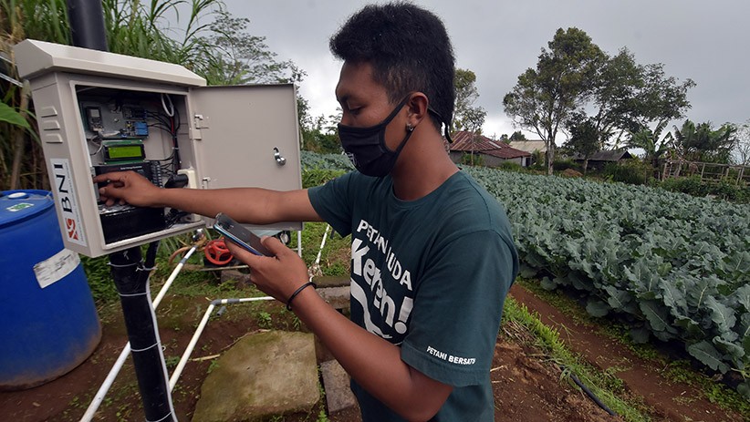 Petani Desa Gobleg Bali Gunakan Teknologi IoT untuk Pantau Hasil Perkebunan - Bagian 2
