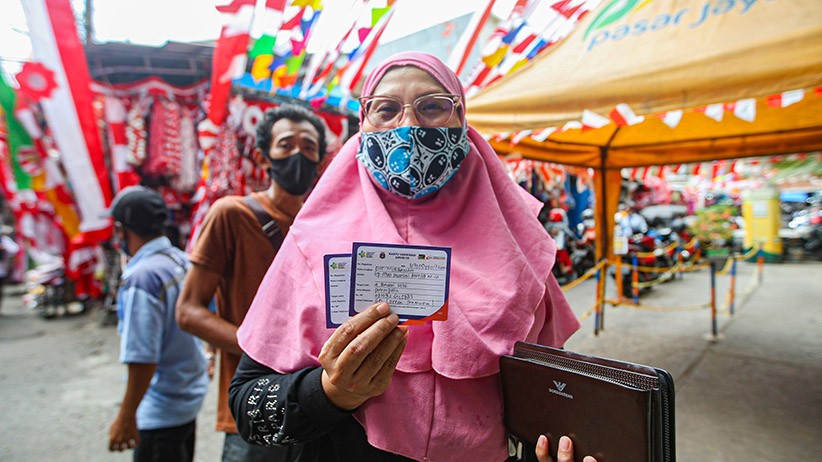 Syarat Masuk Pasar Jatinegara, Pengunjung Wajib Tunjukkan Sertifikat Vaksinasi - Bagian 3