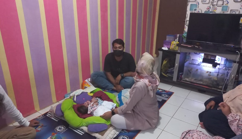 Bayi Kembar Siam Lahir di Sukabumi, Orang Tua Bingung Cari Rp1,6 Miliar untuk Operasi