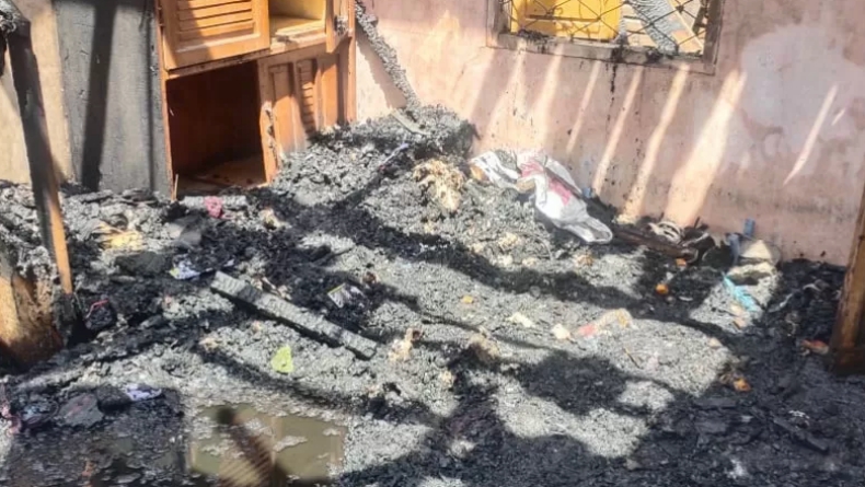 Rumah Kepsek SD di Pasaman Ludes Terbakar, Diduga akibat Korsleting Listrik