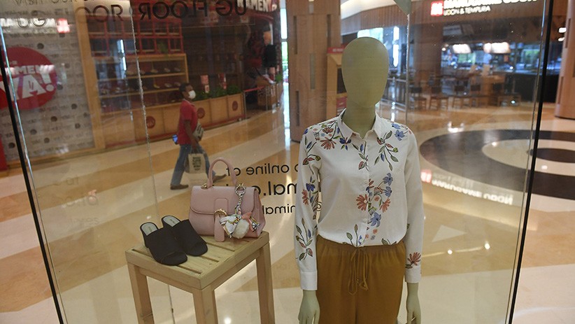 Syarat Masuk Mal Jakarta Ketat, Punya Kartu Vaksin dan Berusia 12-70 Tahun - Bagian 1