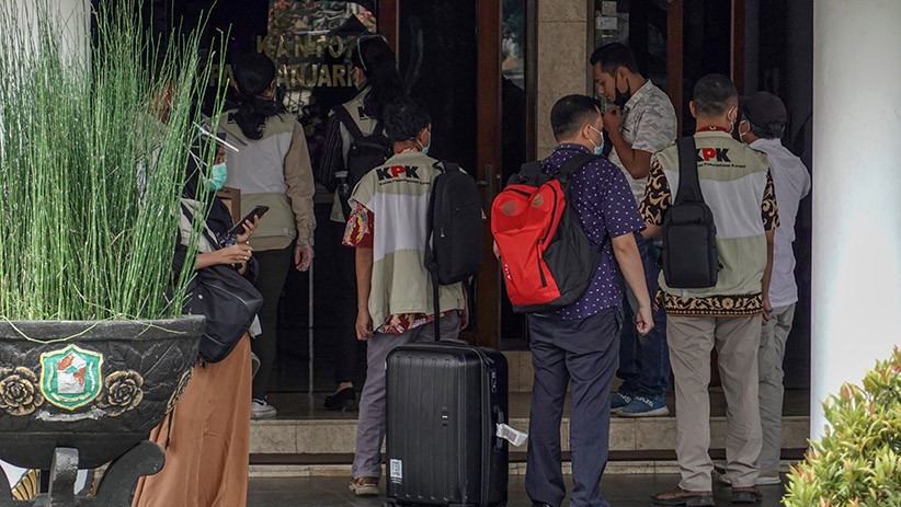 KPK Geledah Rumah Dinas Dan Kantor Bupati Banjarnegara, Hasilnya ...