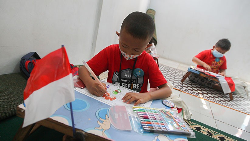 Antusiasme Anak-Anak Kampung Ciketing Mewarnai Animasi Kiko yang Digelar MNC Peduli - Bagian 3