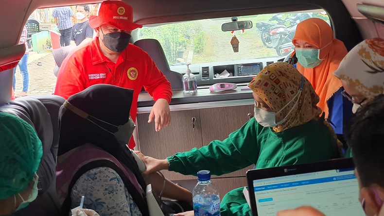 title BIN Sumut Gelar Vaksinasi Door to Door di Medan BIN Sumut Gelar Vaksinasi Door to Door di Medan