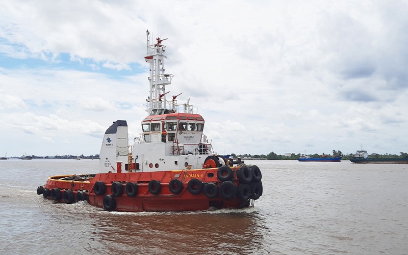 Waspada, Gelombang Tinggi di Perairan Selatan Kalimantan Capai 4 Meter