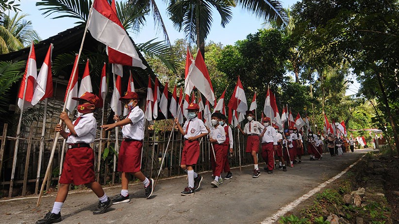 Tanam Jiwa Nasionalisme, Siswa Klaten Ikuti Kirab 76 Bendera Merah Putih - Bagian 1