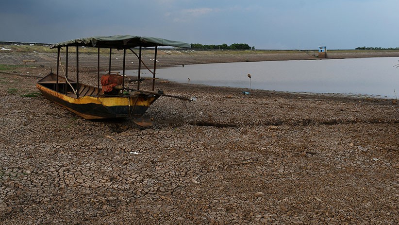 Musim Kemarau, Air Waduk Dawuhan Madiun Mulai Menyusut - Bagian 2