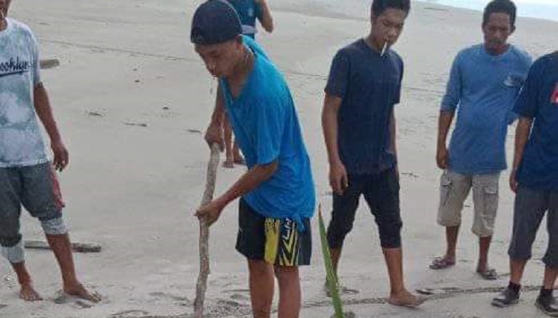 Niat Menjaring Ikan, Warga Kepulauan Mentawai malah Temukan Mayat di Pantai