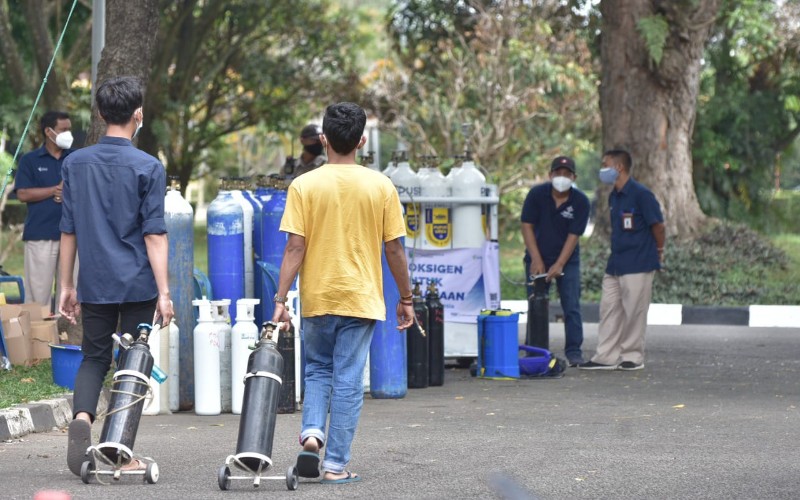 2 Pekan, Ribuan Warga Datangi Posko Oksigen Gratis PT Pusri