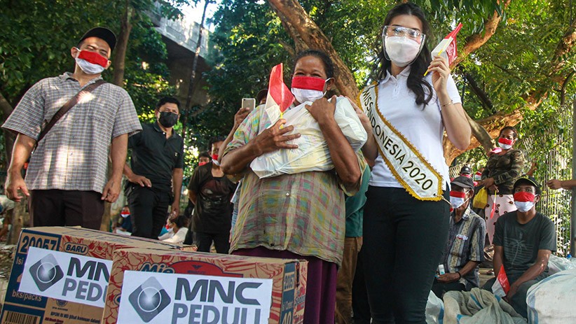 Rayakan Hari Kemerdekaan, MNC Peduli Bagikan Sembako untuk Warga di Jakarta Pusat - Bagian 3