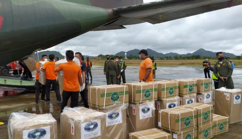 Babel Salurkan Bantuan 100 Tabung Oksigen dari Presiden Jokowi