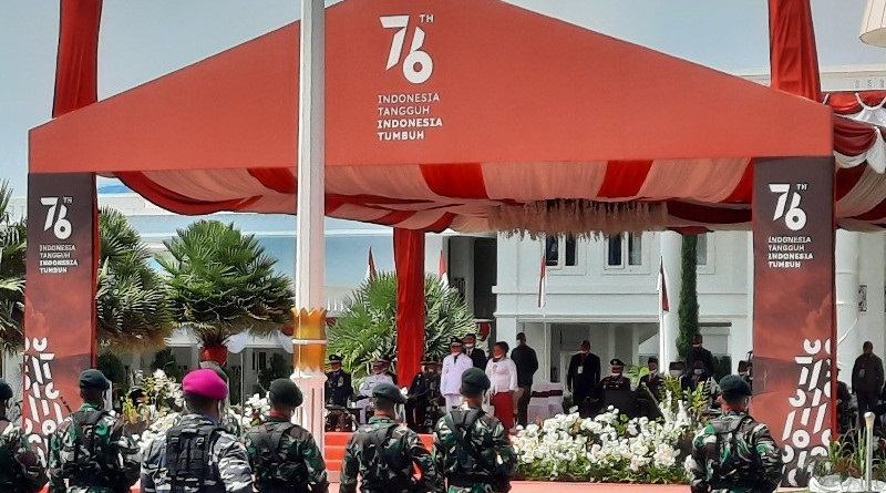 Gubernur Lukas Enembe Pimpin Upacara Peringatan HUT ke-76 RI di Jayapura