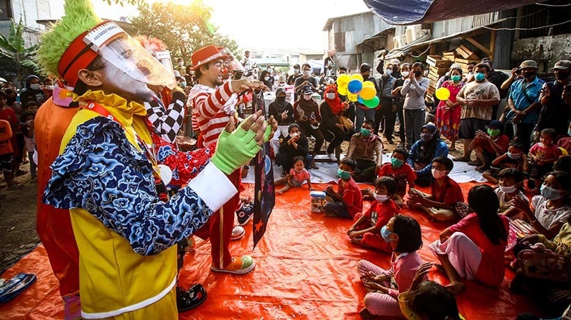 Trauma Healing, Badut Hibur Anak-Anak Korban Kebakaran di Mampang - Bagian 1