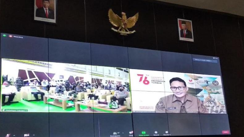 title Sandiaga Uno Sebut 160.000 Tenaga Kepariwisataan Sudah Divaksin Covid-19 Sandiaga Uno Sebut 160.000 Tenaga Kepariwisataan Sudah Divaksin Covid-19