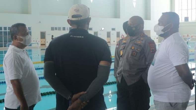 Venue Akuatik PON XX di Jayapura Dipalang Warga