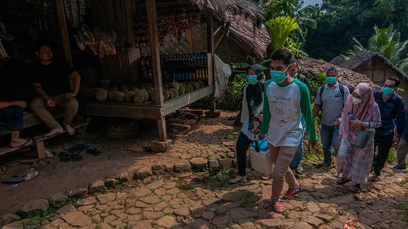 Potret Warga Suku Badui Menunggu Vaksinasi Covid-19 - Bagian 1