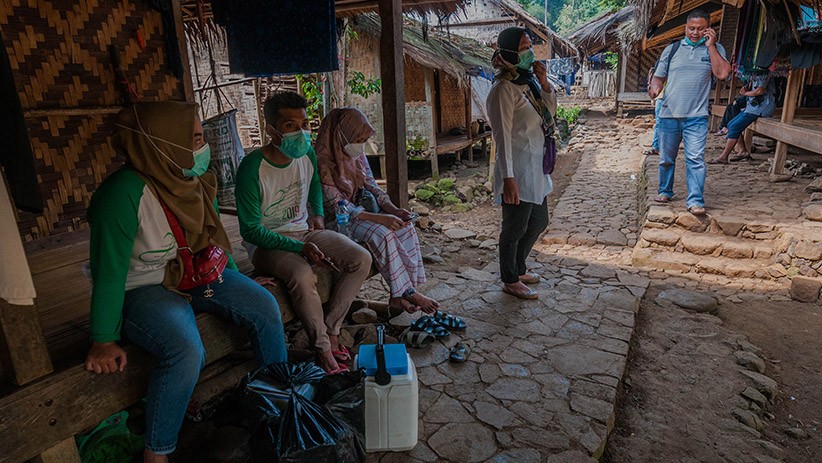 Potret Warga Suku Badui Menunggu Vaksinasi Covid-19 - Bagian 2