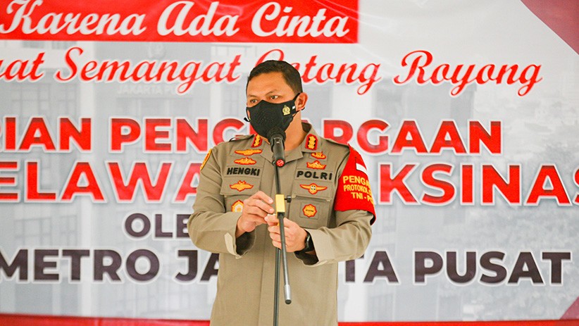 Polres Jakarta Pusat Berikan Penghargaan kepada Relawan Vaksinasi Merdeka - Bagian 4