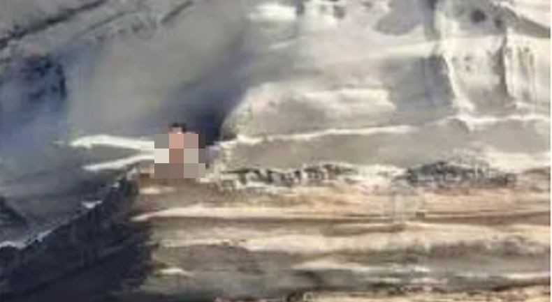 Tak Tahu Malu, Pasangan Ini Berhubungan Seks di Tebing Pantai Hingga Kepergok