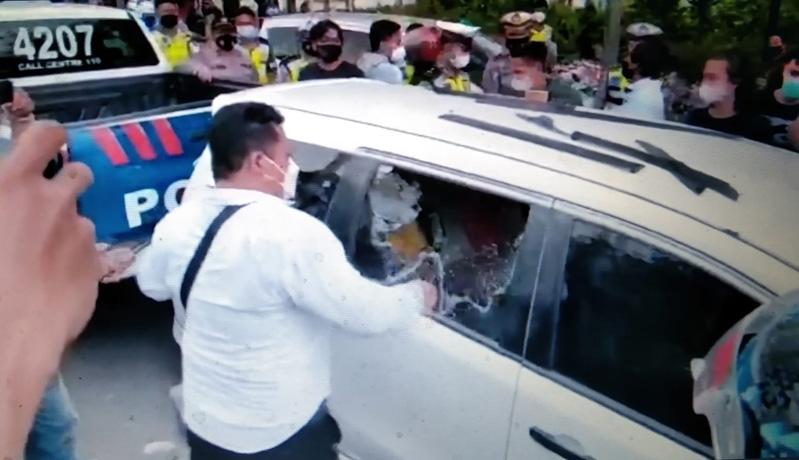 Polisi Adang Mobil hingga Pecahkan Kaca di Jalur Pantura Brebes, Ini yang Terjadi