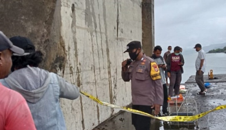 Tukang Ojek Ditemukan Tewas di Bawah Jembatan Merah Putih, Polisi Gelar Penyelidikan 
