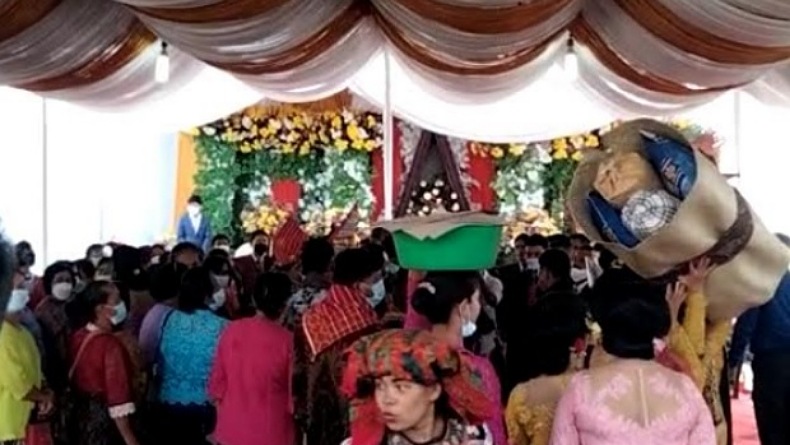 Camat Hutabayu Raja Dicopot Buntut Pesta Pernikahan Putri Anggota DPRD Simalungun