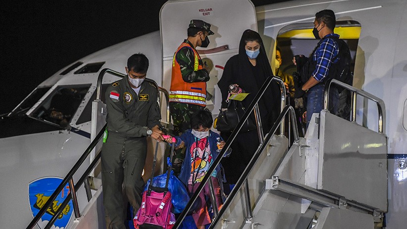 Foto-Foto Puluhan WNI Dievakuasi dari Afghanistan dengan Pesawat TNI AU - Bagian 3