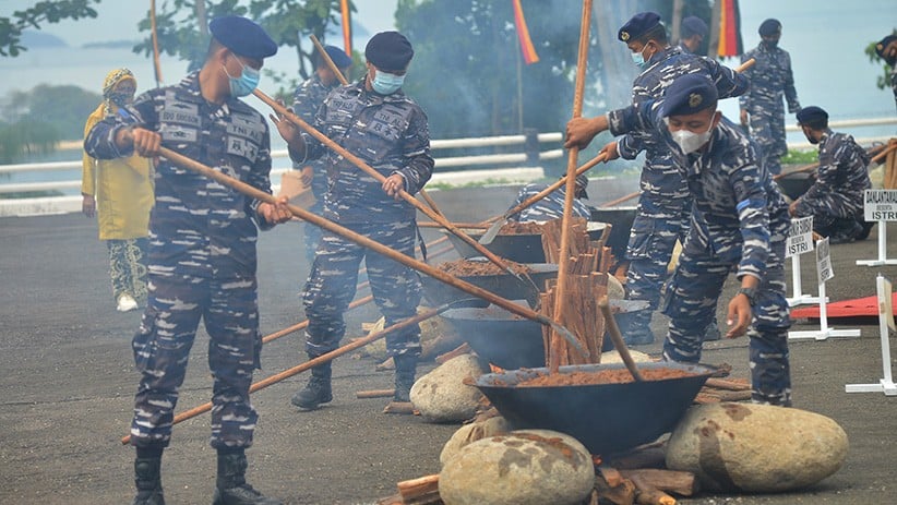 Tradisi Lebaran di Minangkabau, Ada yang Kumpulkan THR