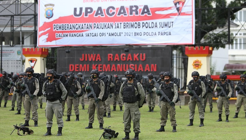 Berangkatkan 203 Personel Brimob ke Papua, Kapolda Sumut: Personel Harus Bangga Jadi Satgas Ops Amole
