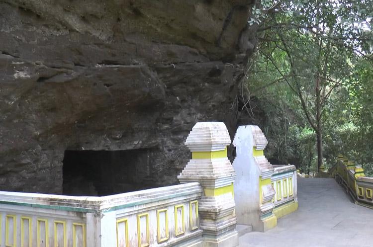 Legenda Gua Selarong Tempat Persembunyian Pangeran Diponegoro Melawan Belanda