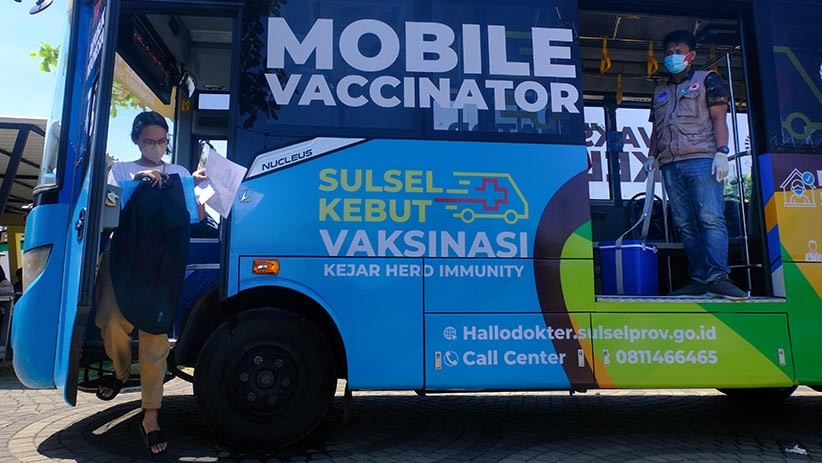 Mobil Vaksinasi Keliling untuk Mempercepat Herd Immunity di Makassar - Bagian 2