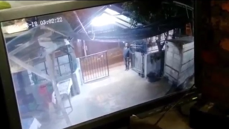 Aksi Pencurian Becak Barang Milik Pedagang Sayur di Kota Medan Terekam CCTV