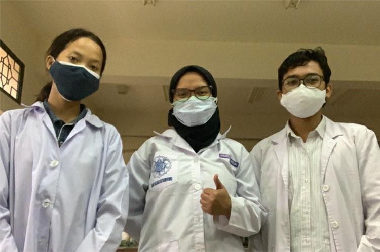 Mahasiswa UGM Kembangkan Pelepah Pisang Jadi Hidrogel untuk Popok Bayi