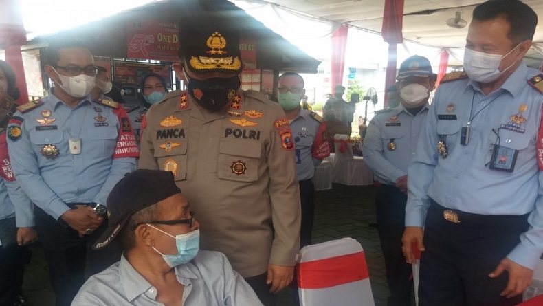 Kapolda Sumut Minta Warga Binaan Tidak Takut Divaksin Covid-19