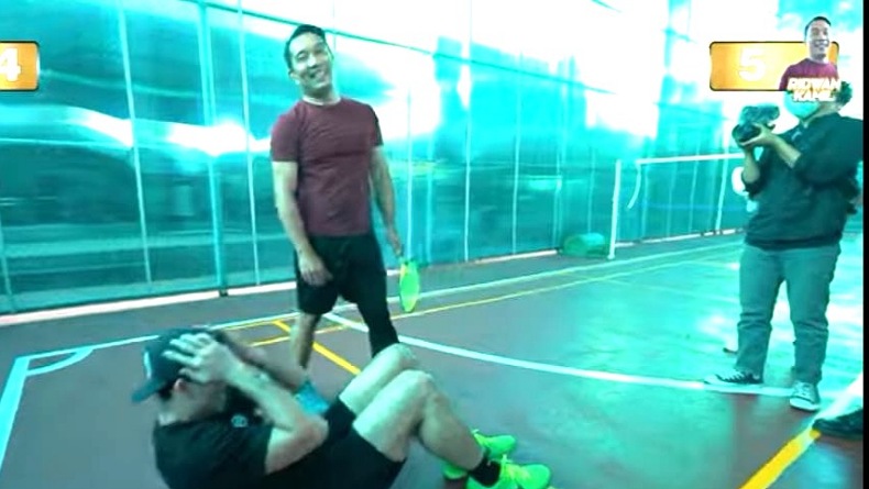 Gokil, Ridwan Kamil Menang 2 Kali Lawan Pebasket Sombong Denny Sumargo