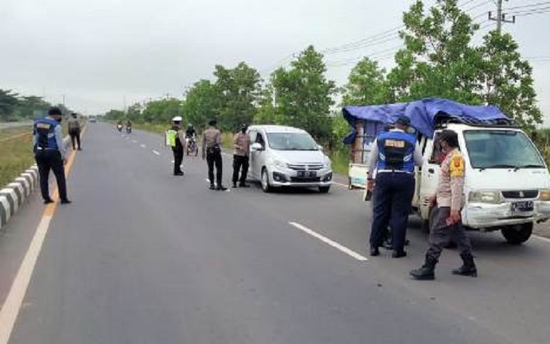 Siaga di Pintu Masuk Kota Banjarmasin, Petugas Temukan 9 Pelanggar