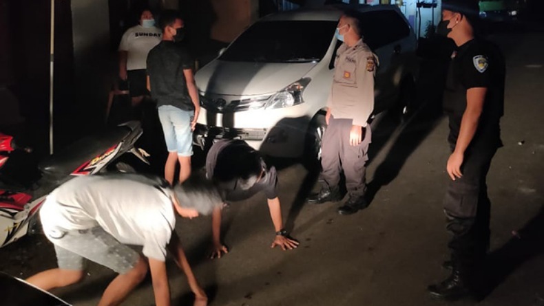 Teriak-teriak saat Main Game Online, Sekelompok Remaja di Desa Kaasar Kauditan Dibubarkan Polisi