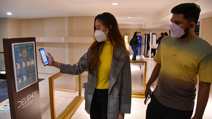 Pusat Perbelanjaan Kota Medan Kembali Dibuka - Bagian 2